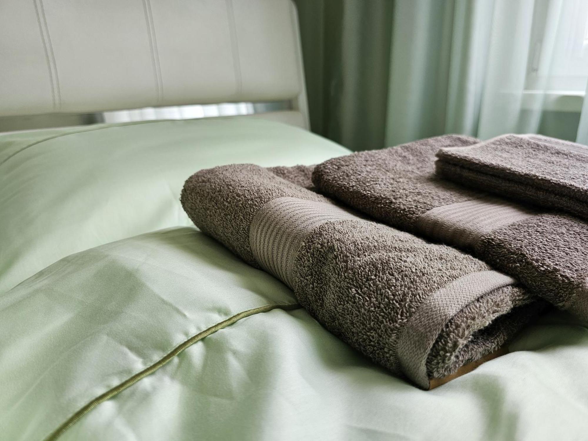Bright Inn - Holiday & Business Apartment Sofia Exteriör bild