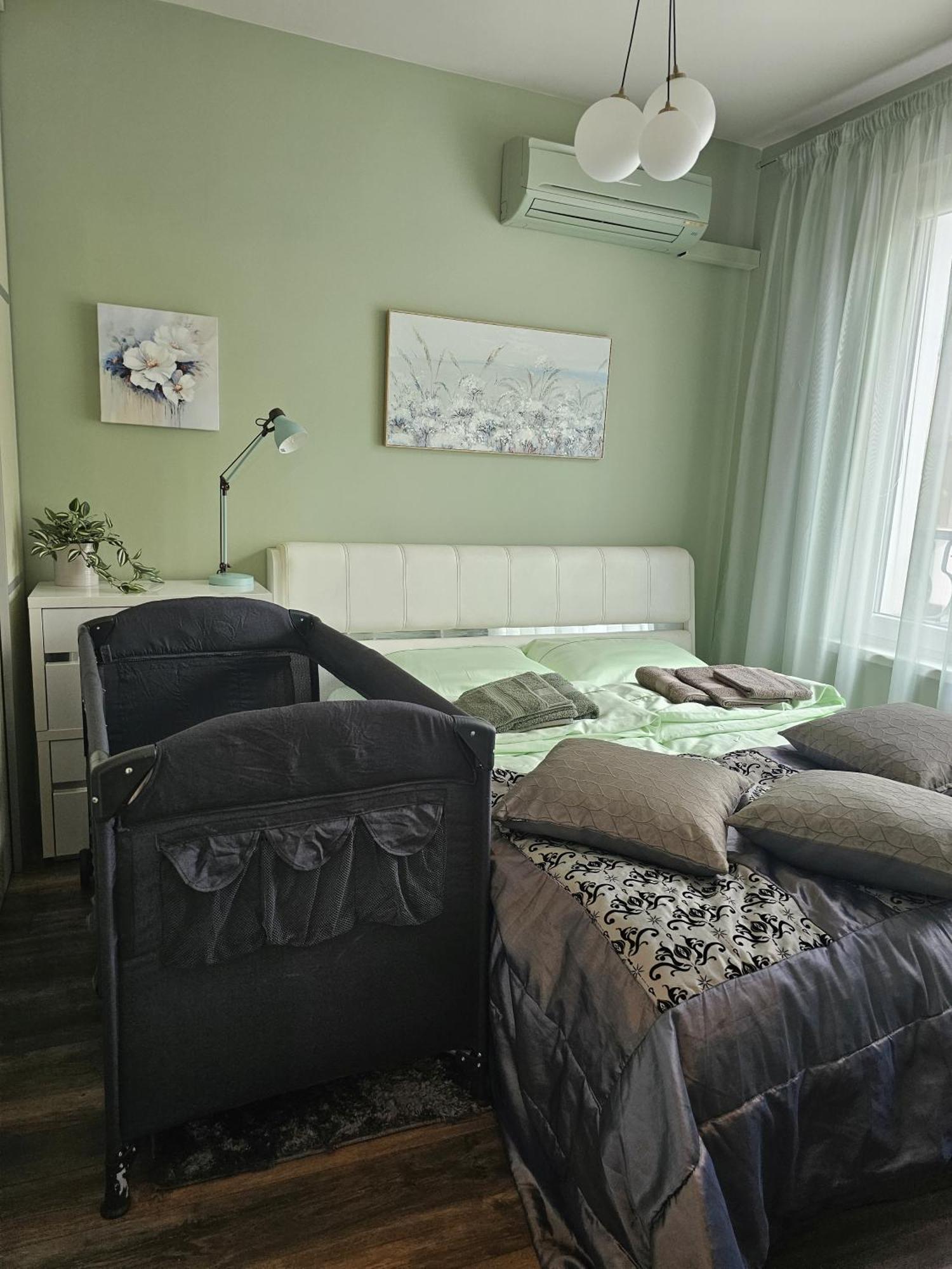 Bright Inn - Holiday & Business Apartment Sofia Exteriör bild