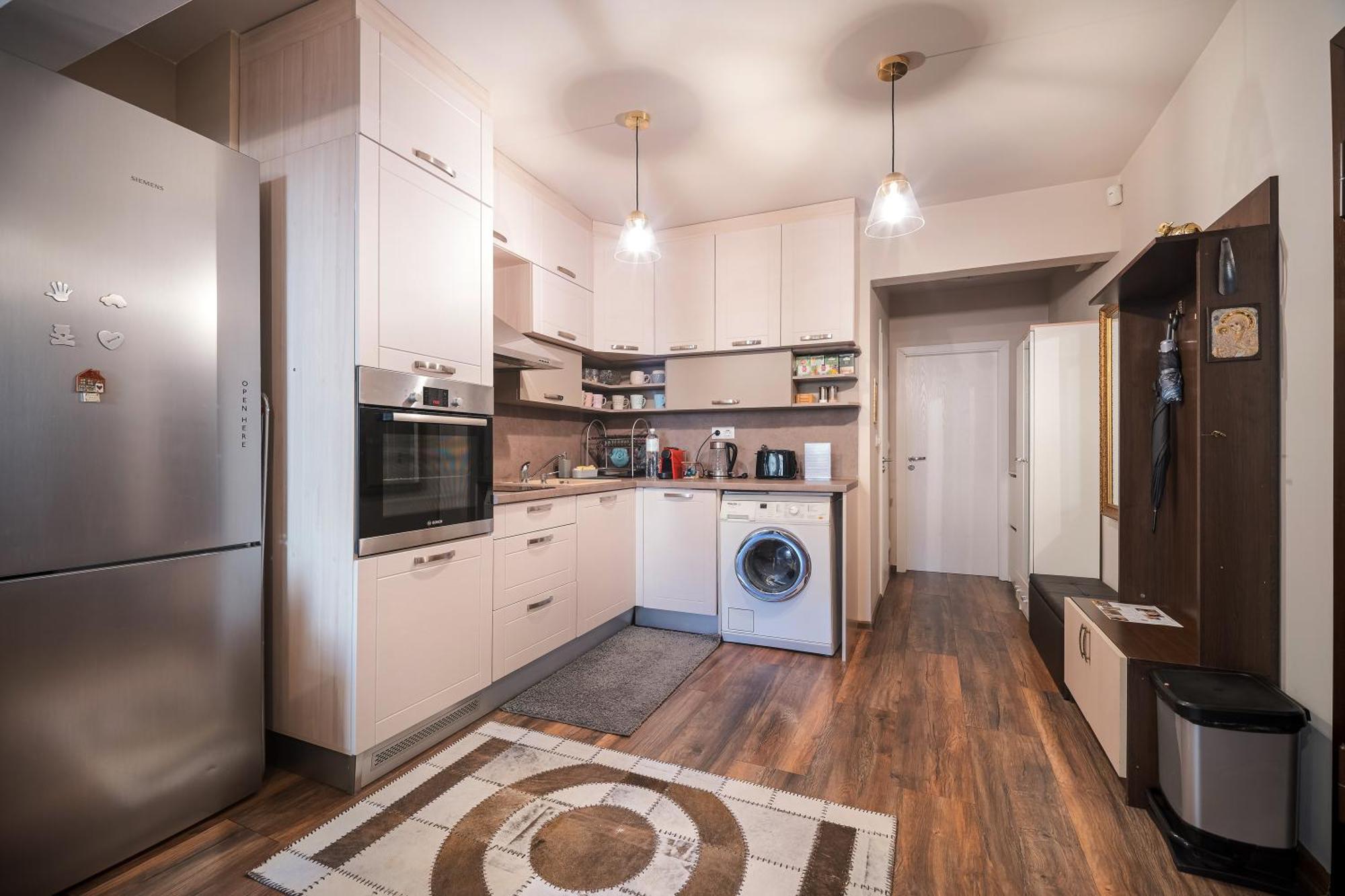 Bright Inn - Holiday & Business Apartment Sofia Exteriör bild